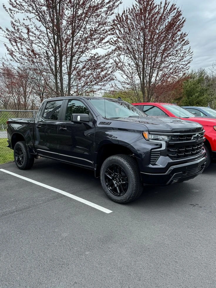 2024 Chevrolet Silverado MD Curb Weight