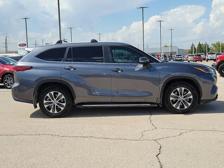 Used Toyota Highlander